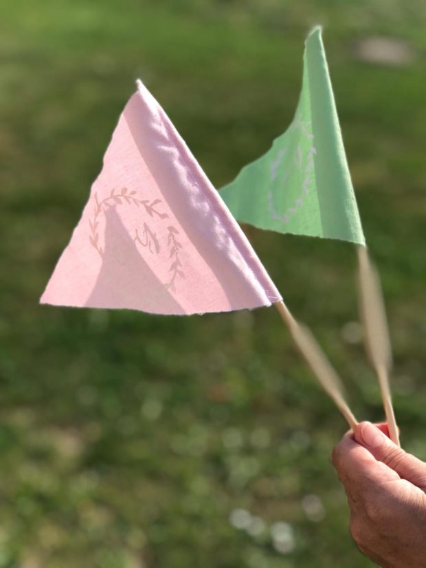 drapeaux en tissus pour la sortie d'église, mariage, diy